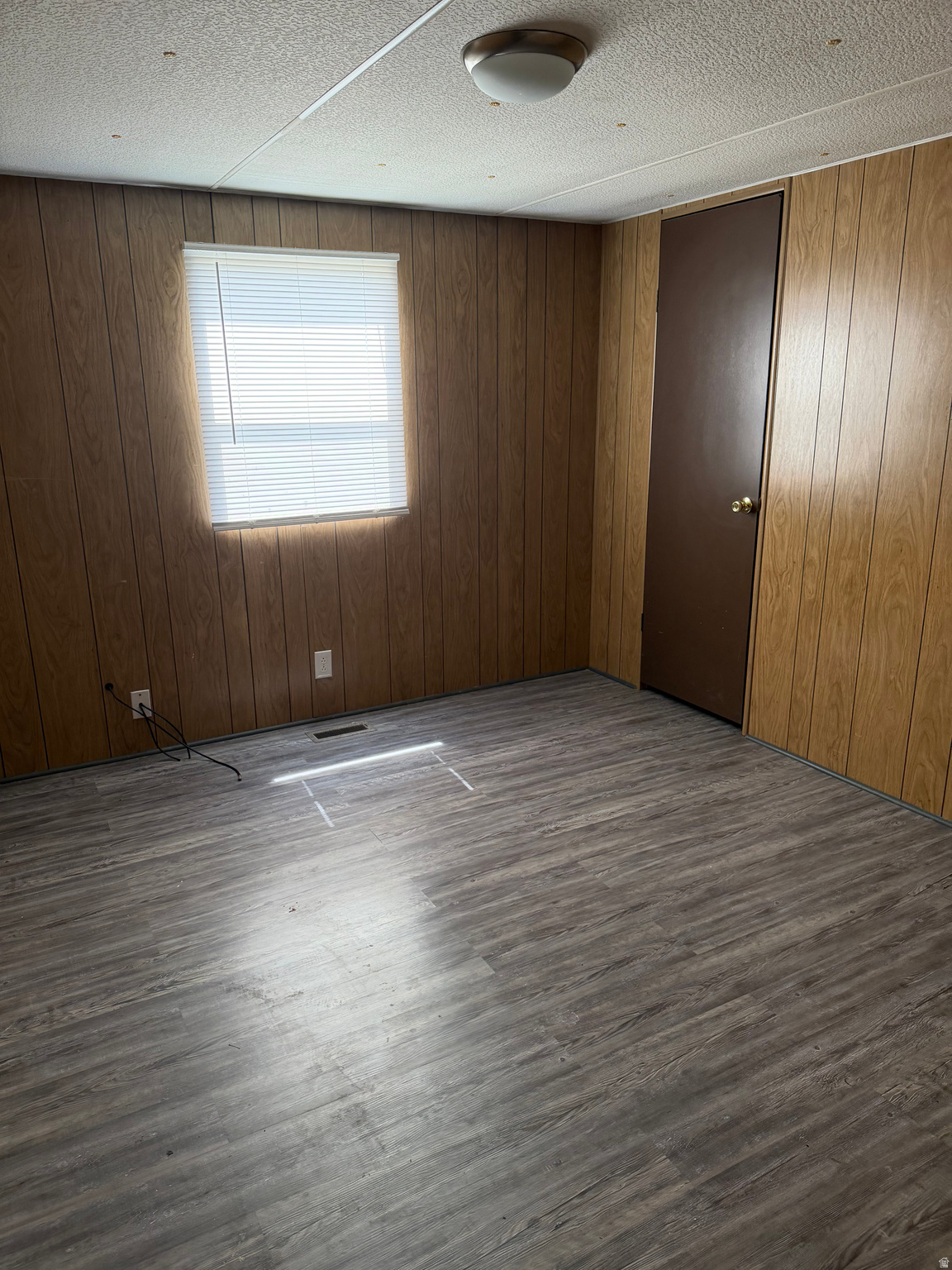 RIVERDALE MANUFACTURED - Residential