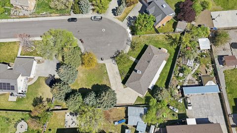 Tiny photo for 288 E 350 N, Alpine, UT 84004 (MLS # 2156671)