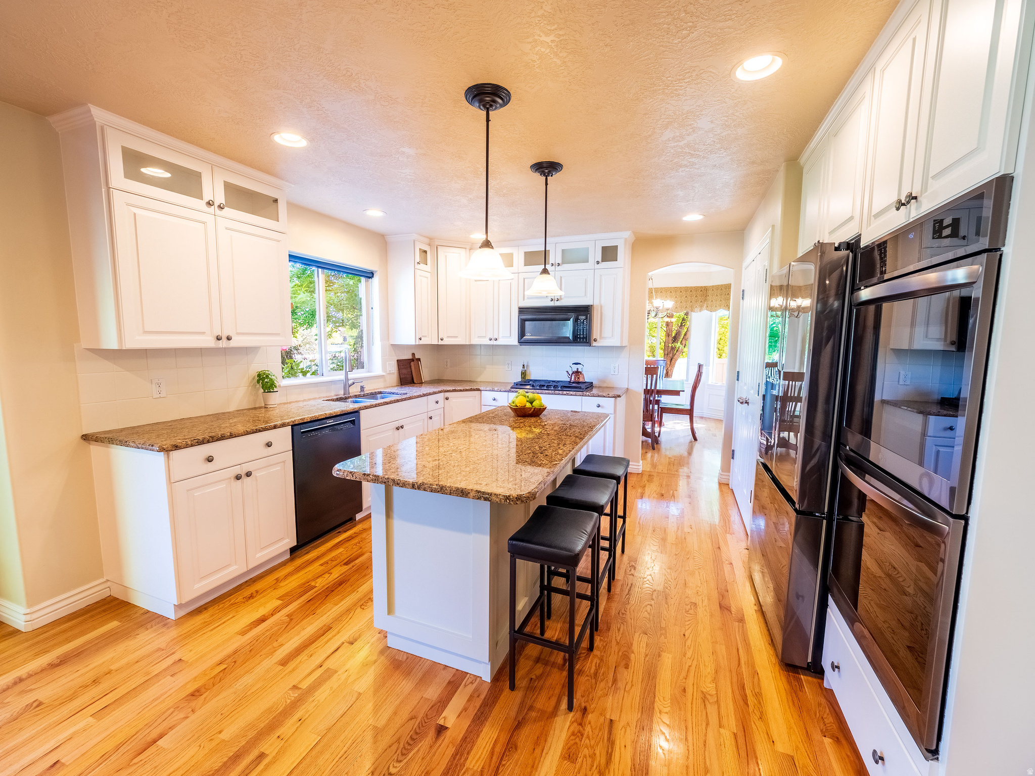 QUAIL HOLLOW - Residential