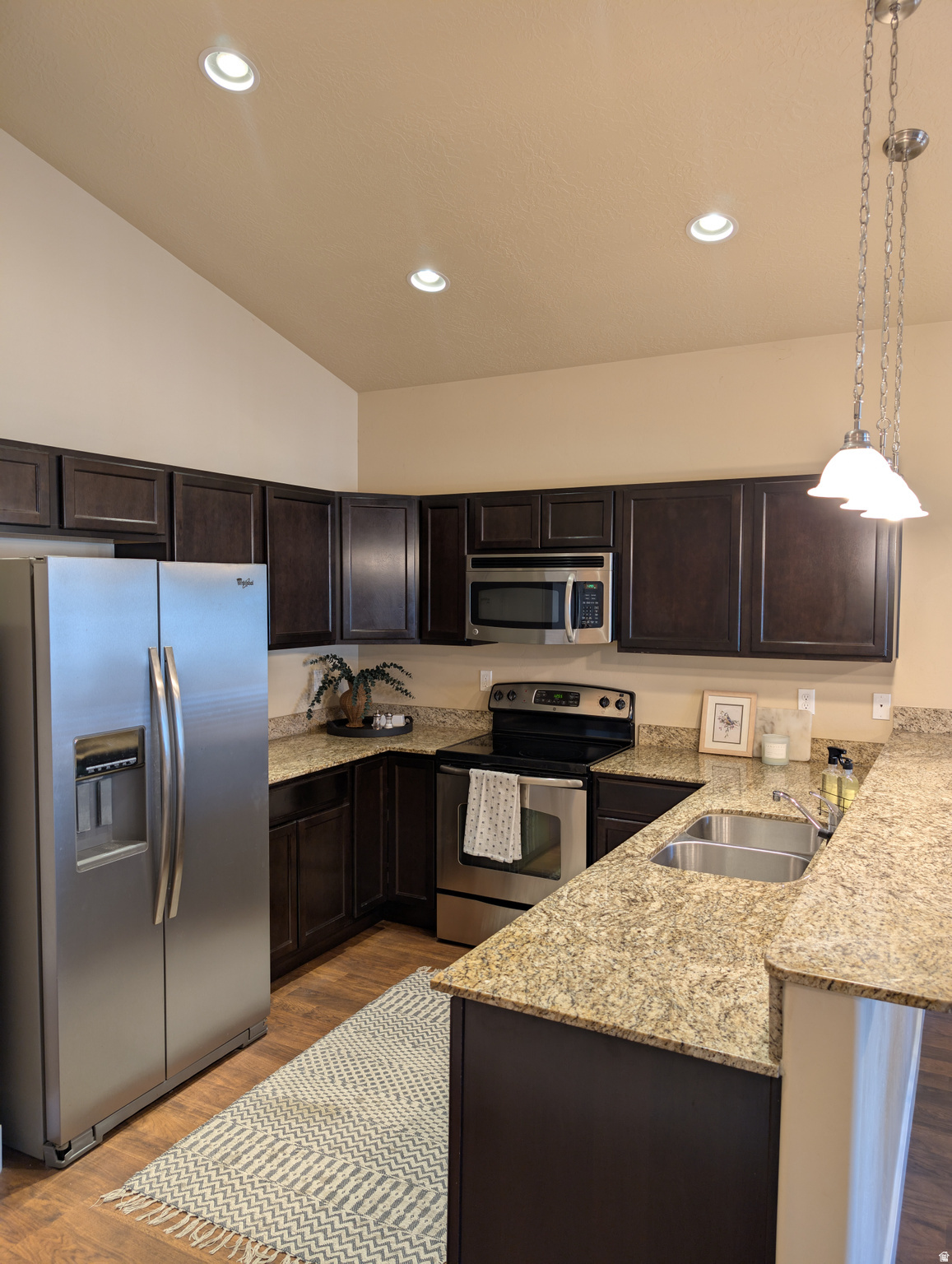 WATERSIDE VILLAGE - Residential