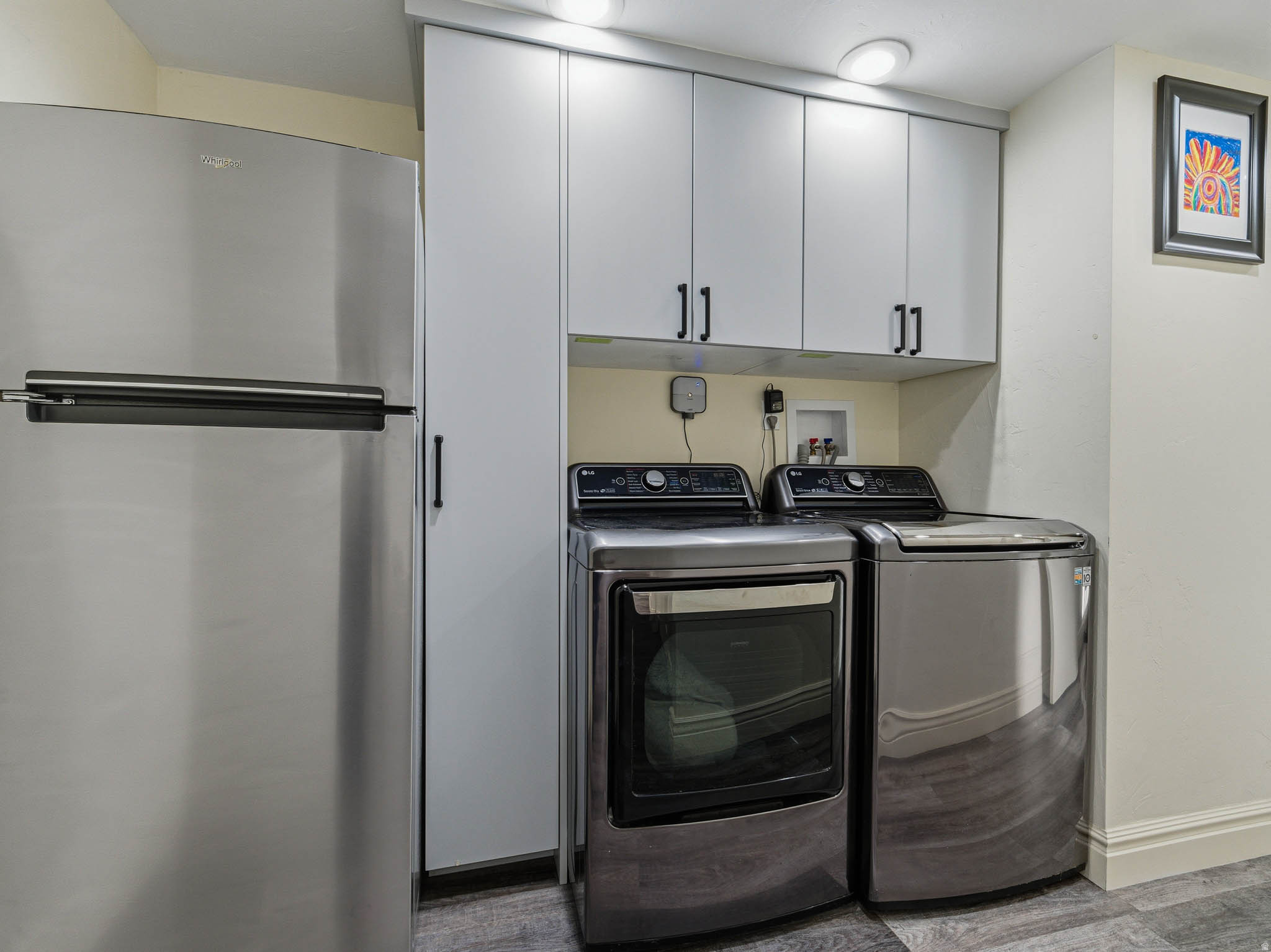 ROLLING KNOLLS - Residential