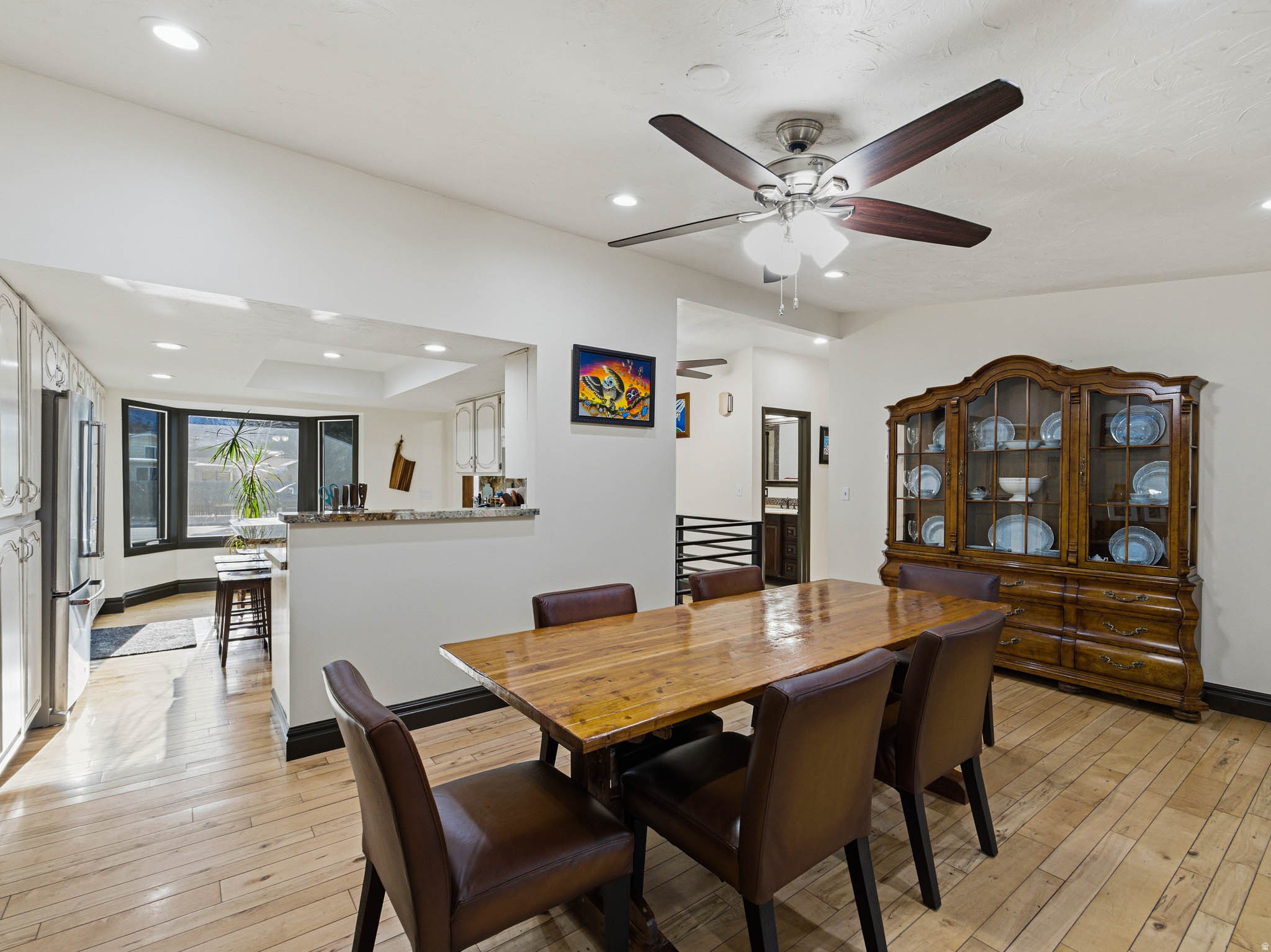 ROLLING KNOLLS - Residential