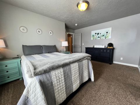 Tiny photo for 3009 W 250 S, Vernal, UT 84078 (MLS # 2132809)
