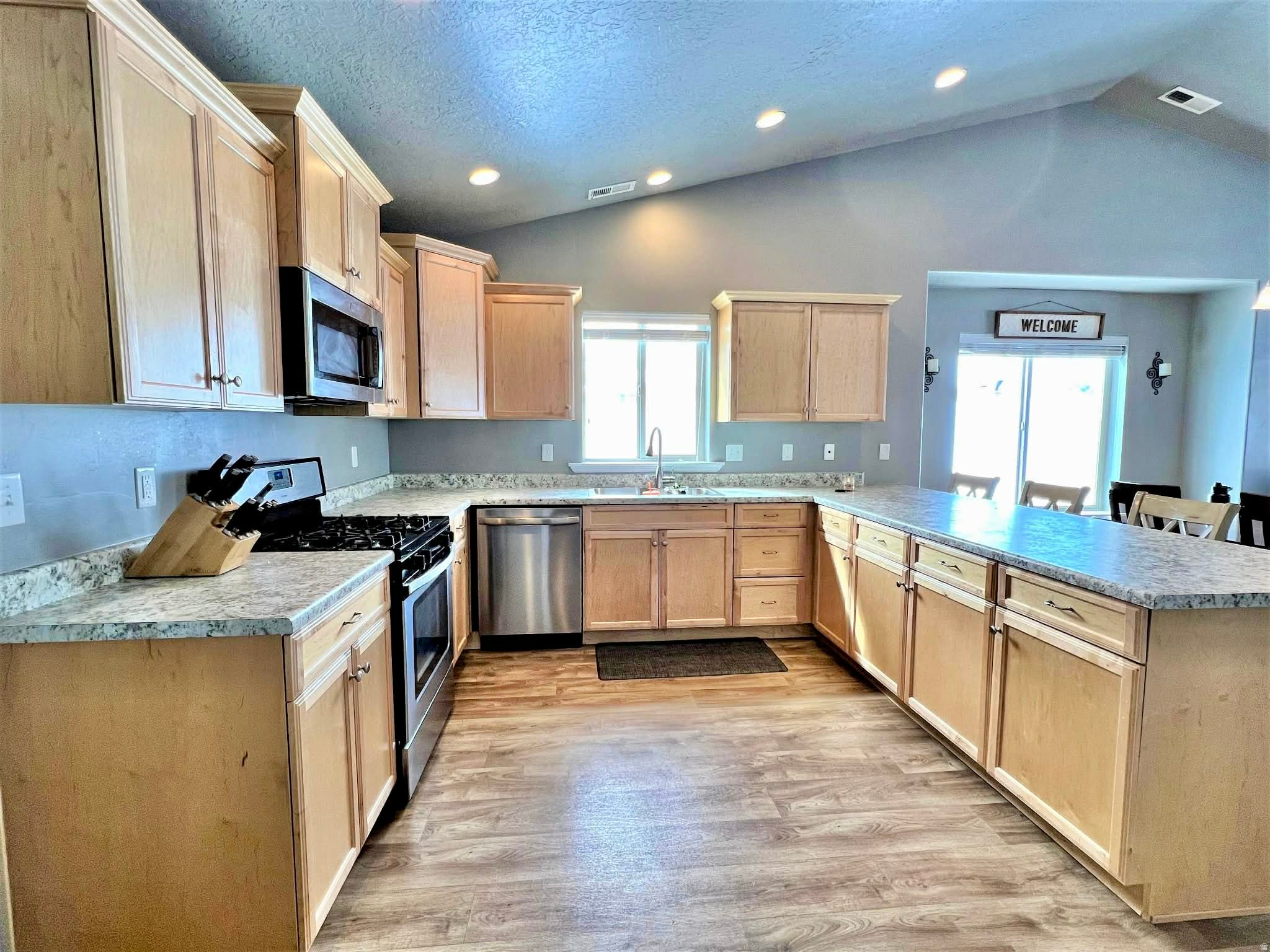 MAYFAIR MEADOWS - Residential