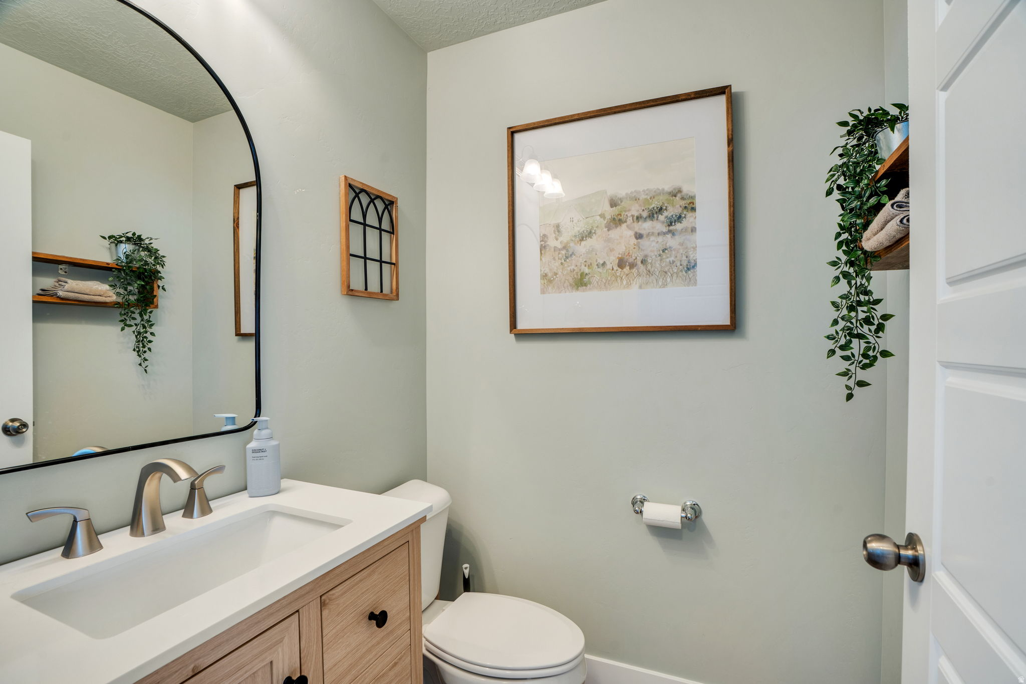 OAK HOLLOW - Residential