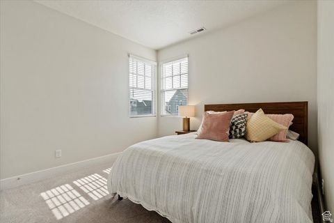 Tiny photo for 4667 W ISLA DAYBREAK RD, South Jordan, UT 84009 (MLS # 2141460)