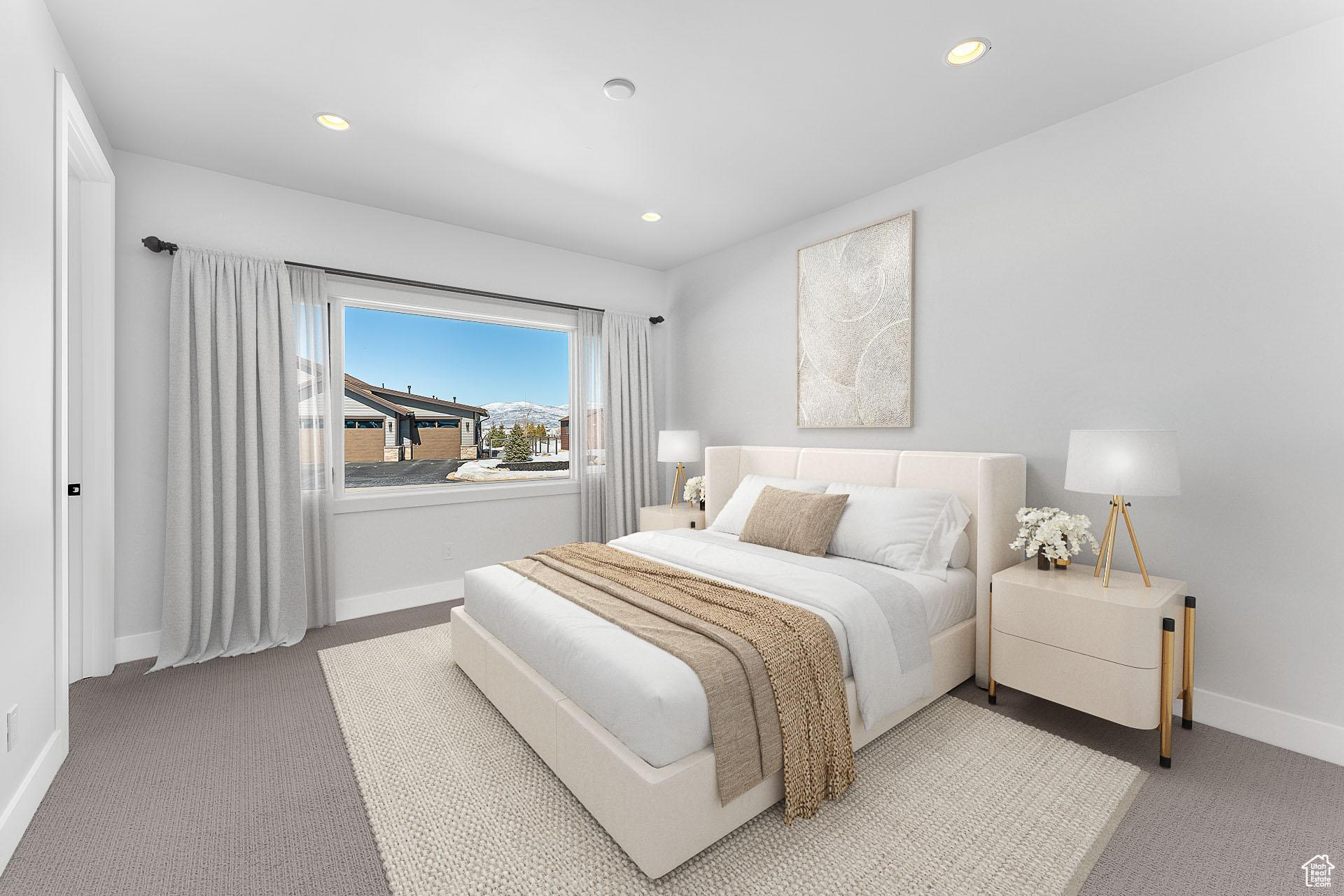 THORN CREEK - Residential