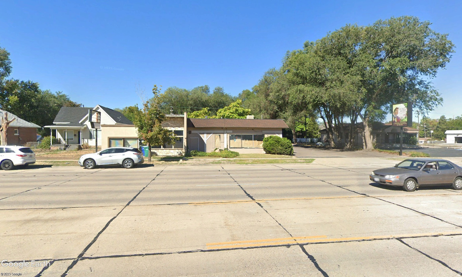 421 S WASHINGTON BLVD E