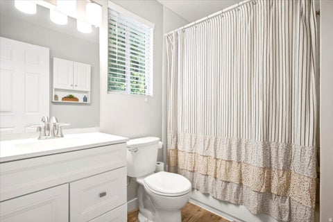Tiny photo for 1432 W SILVERCREEK DR, Layton, UT 84040 (MLS # 2186454)