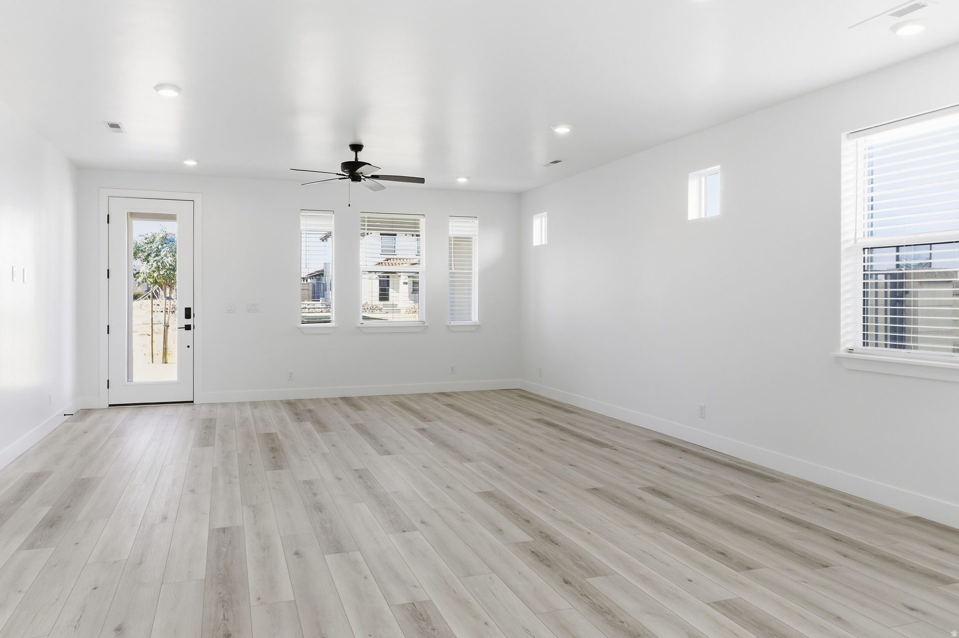 DESERT COLOR / SAGE HAVEN - Residential