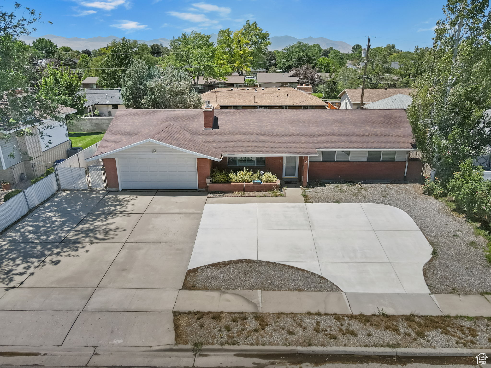 EASTVIEW - Residential