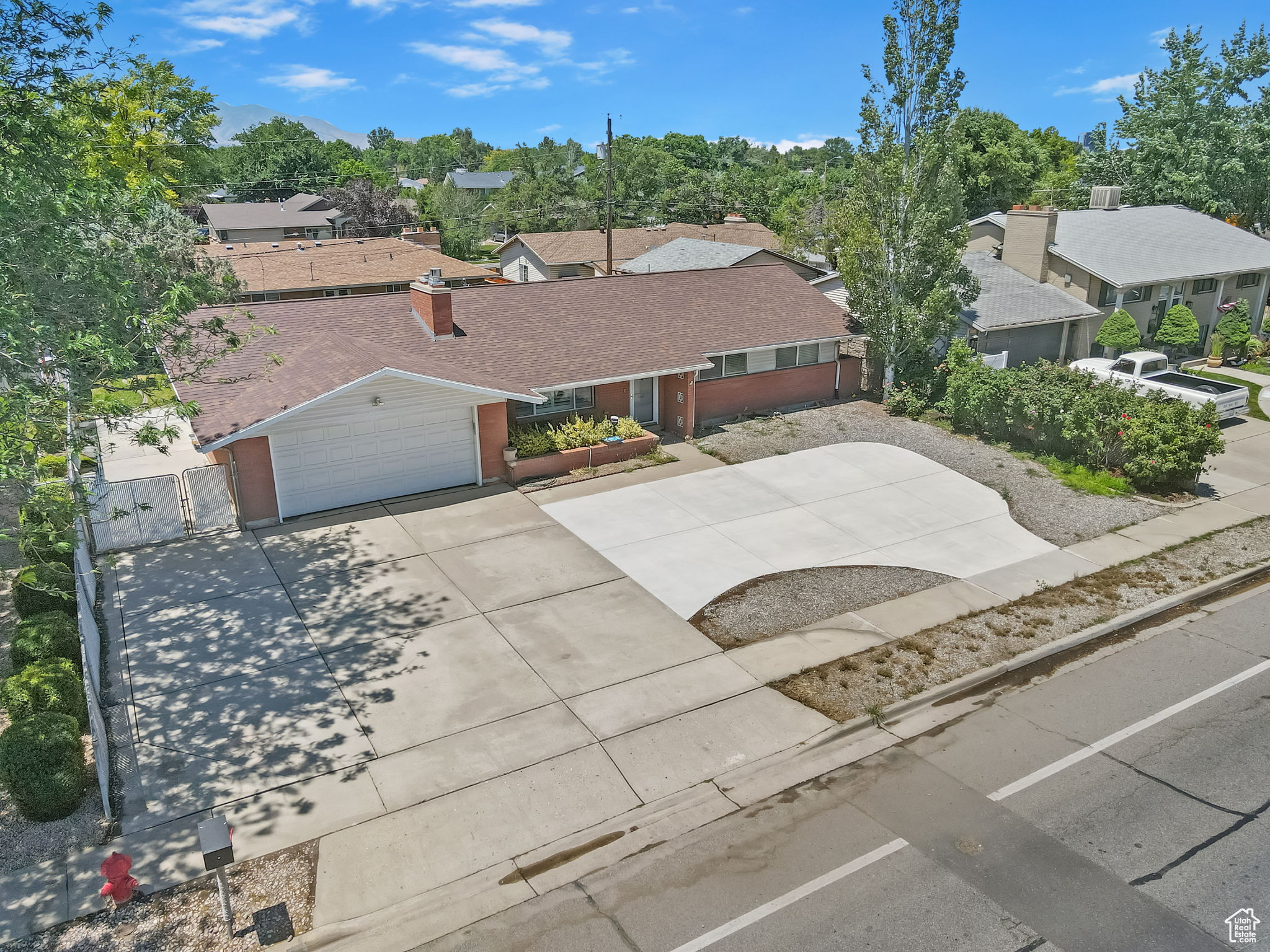 EASTVIEW - Residential