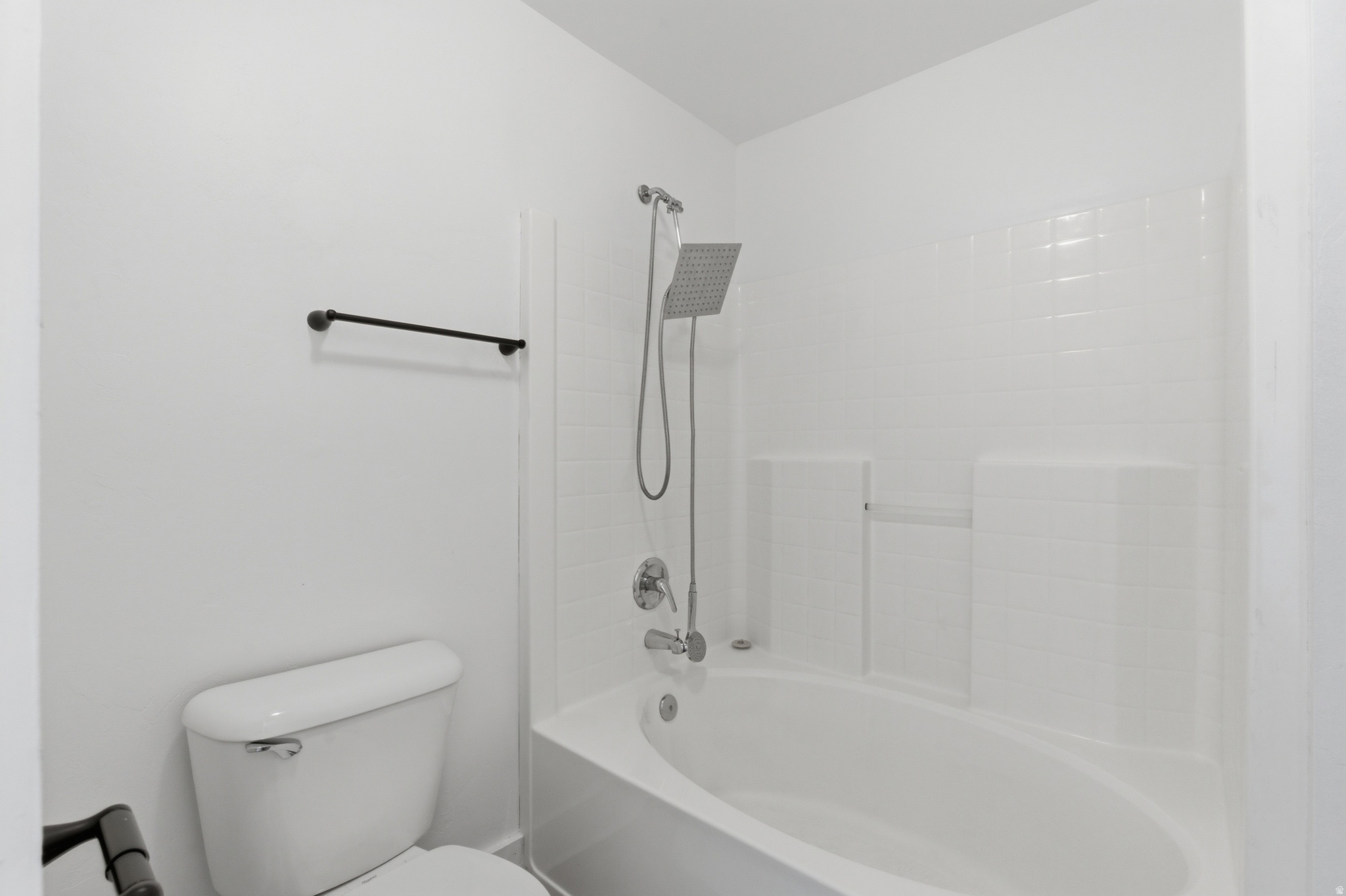 IVY SPRINGS CONDOMIN - Residential