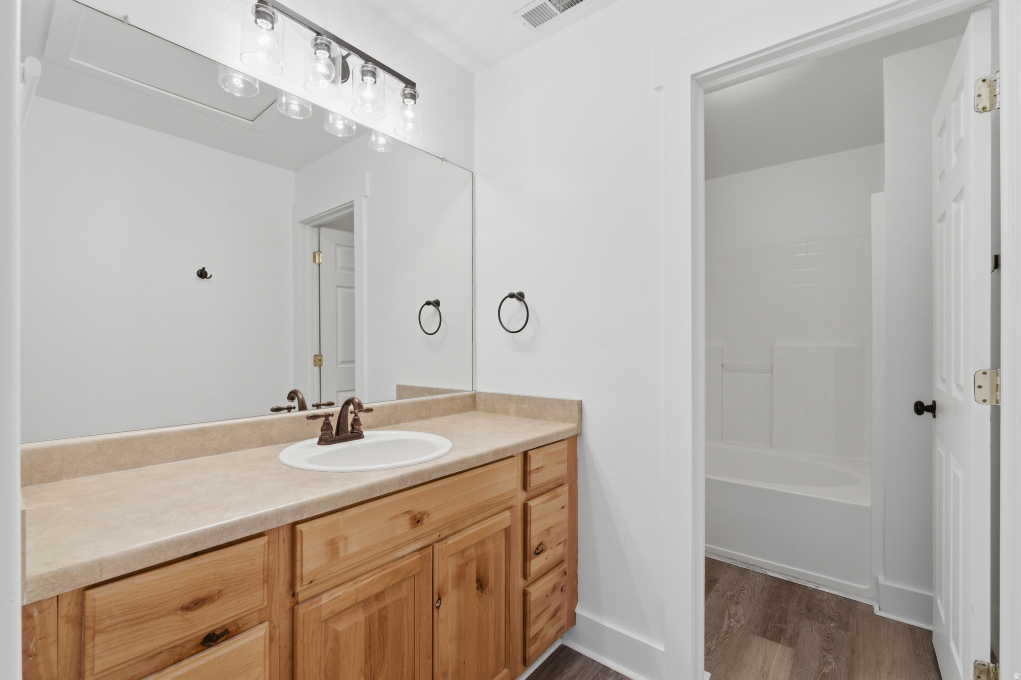 IVY SPRINGS CONDOMIN - Residential