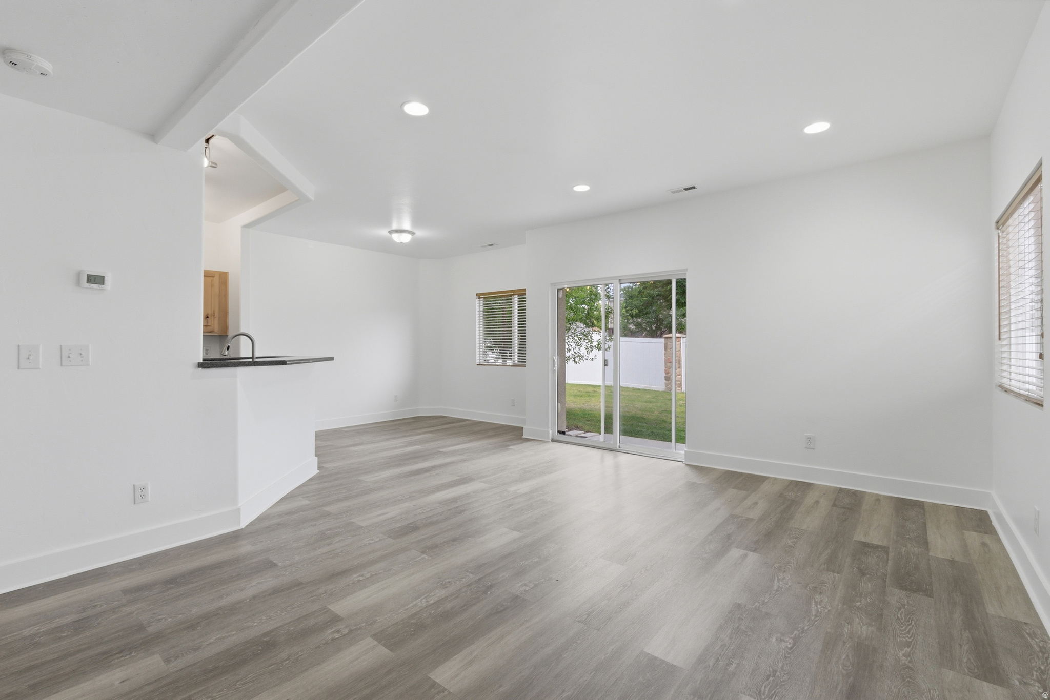 IVY SPRINGS CONDOMIN - Residential
