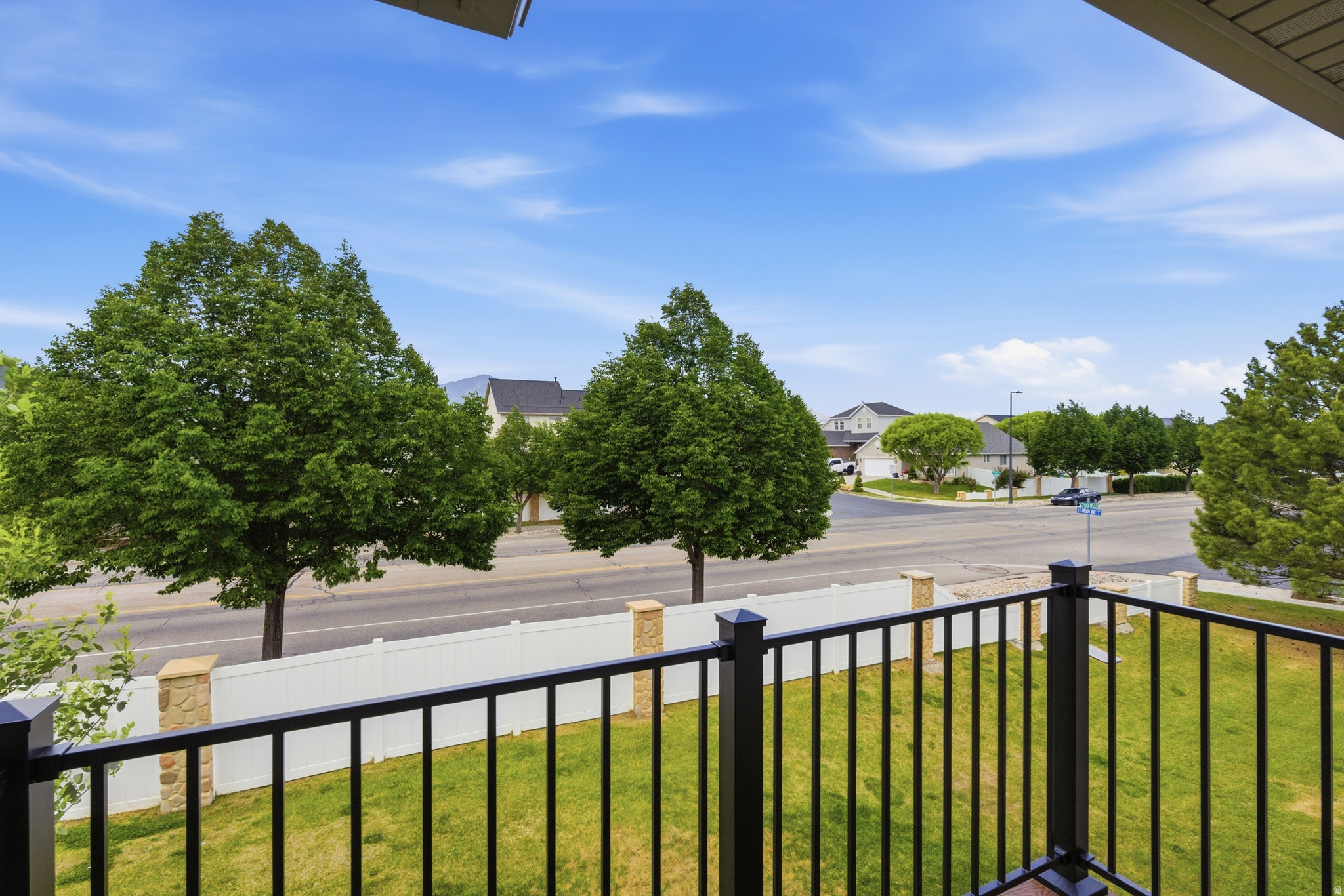 IVY SPRINGS CONDOMIN - Residential
