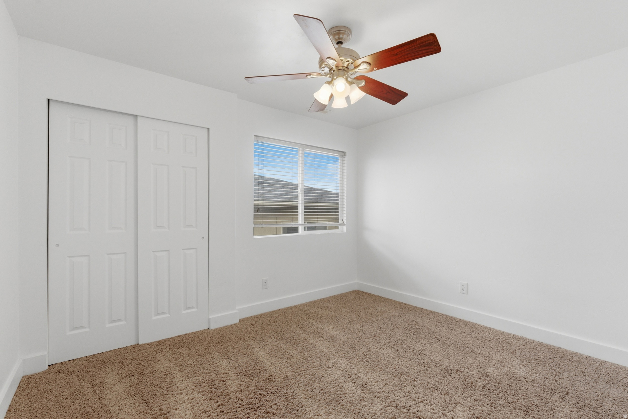 IVY SPRINGS CONDOMIN - Residential