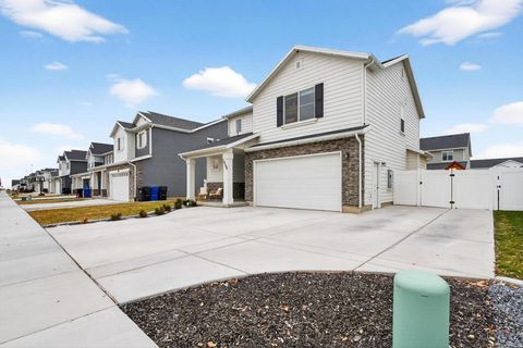 Tiny photo for 3268 S BOOTS WAY, Syracuse, UT 84075 (MLS # 2132744)