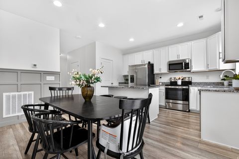 Tiny photo for 3268 S BOOTS WAY, Syracuse, UT 84075 (MLS # 2132744)