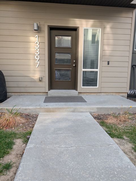 Townhouse For Sale - 13397 S Alto Vista Ln<br/> Salt Lake County, Herriman, UT 84096