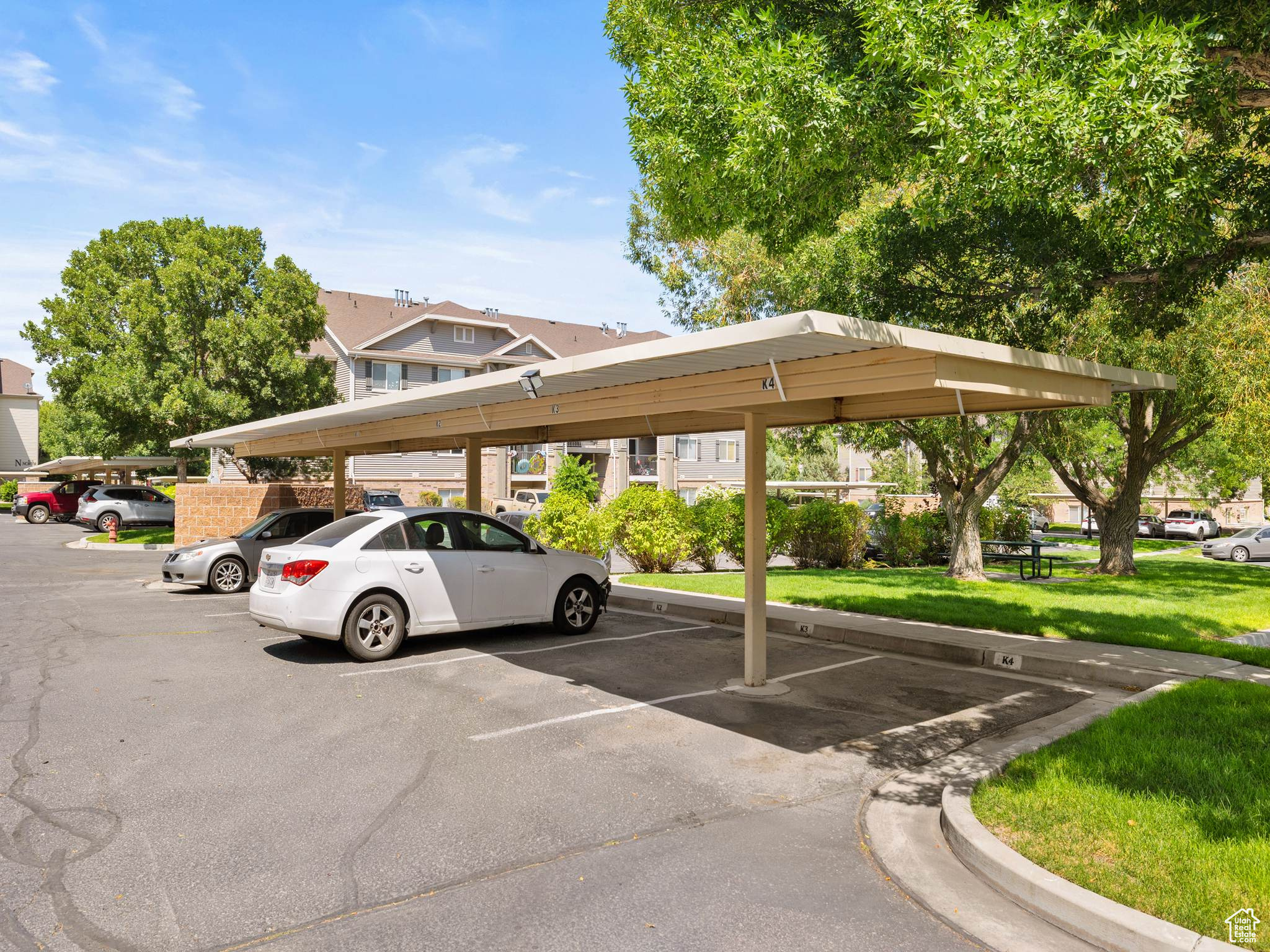 WILLOW SPRINGS - Residential