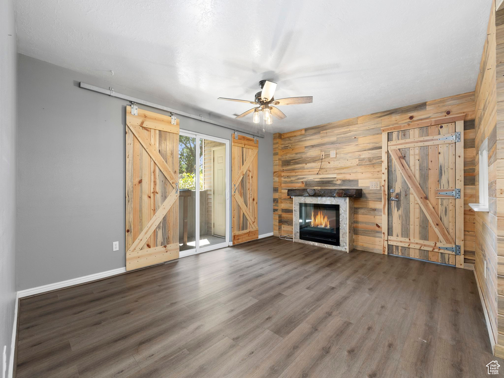 WILLOW SPRINGS - Residential