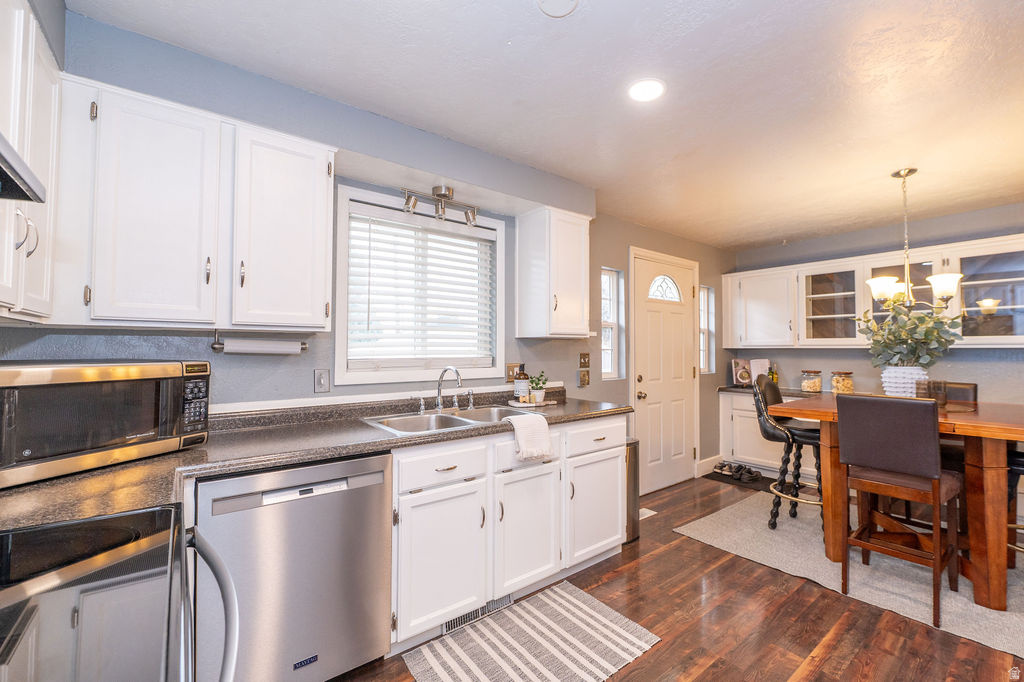 CHERRYWOOD ESTATES - Residential