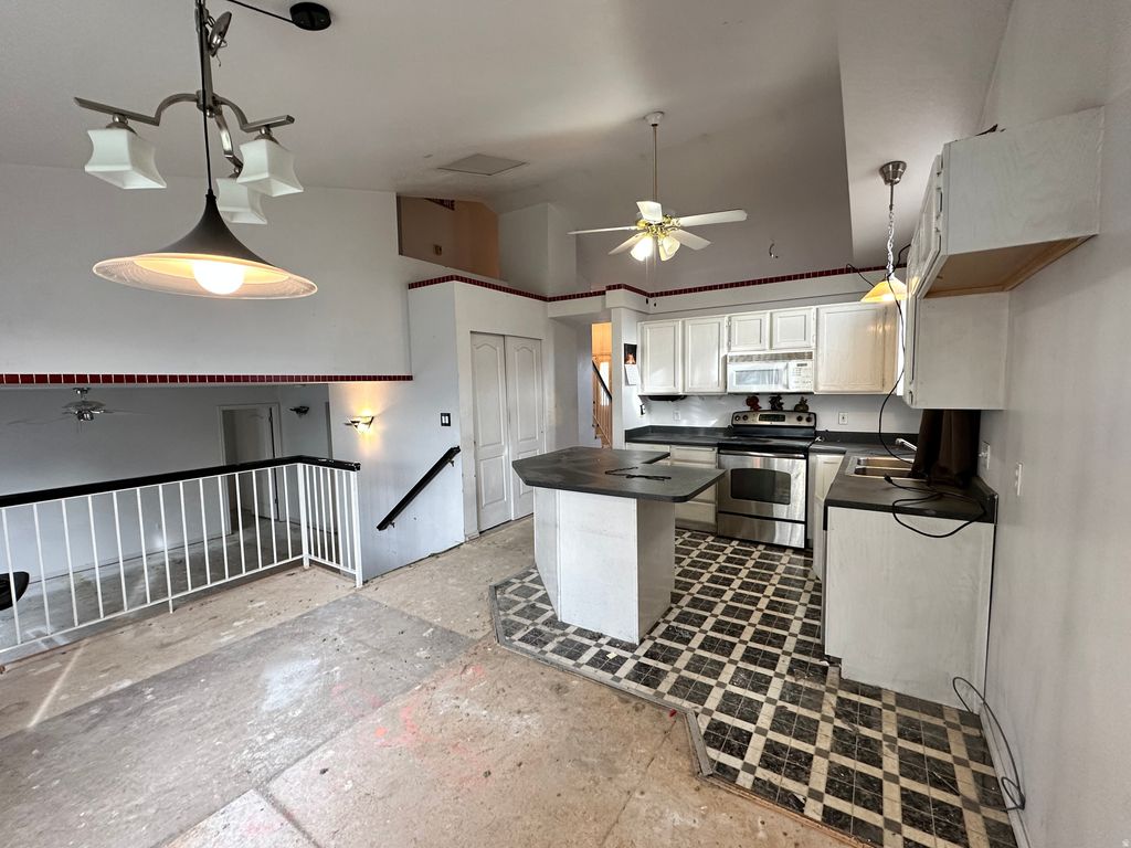 Photo of 2003 W APPLE FARMS RD S, West Valley City, UT 84119 (MLS # 2142521)