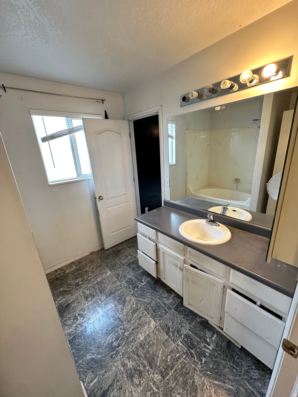 APPLE FARMS #2 - Residential