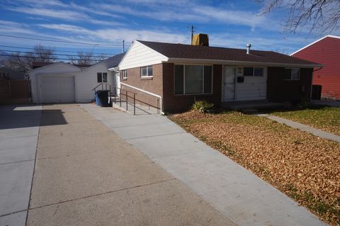 Tiny photo for 3342 S LYNNBROOK DR, Magna, UT 84044 (MLS # 2120750)