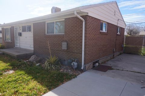 Tiny photo for 3342 S LYNNBROOK DR, Magna, UT 84044 (MLS # 2120750)