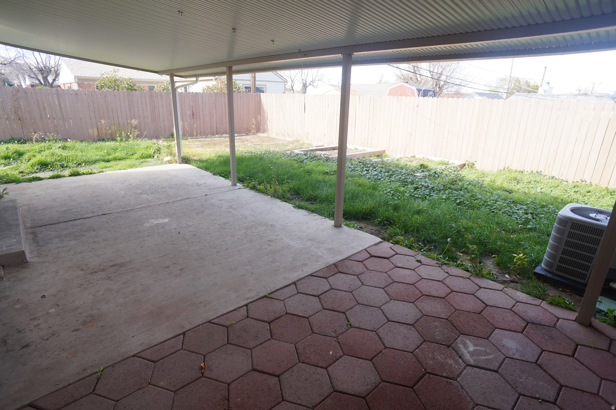 LAKE RIDGE - Residential