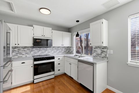 Tiny photo for 1048 E CHERRY LN, Layton, UT 84040 (MLS # 2136485)