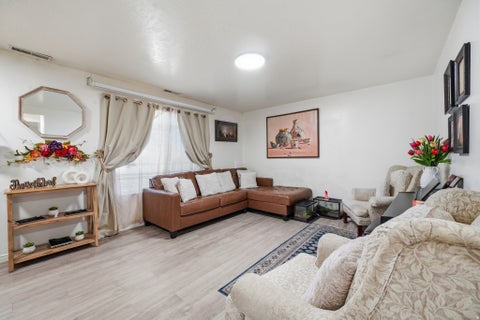 Townhouse For Sale - 203 N Geneva Rd #10<br/> Provo, UT 84601