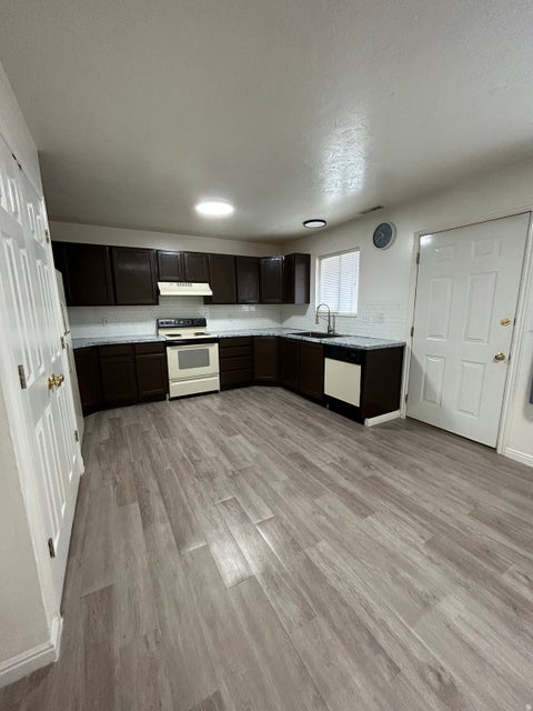 Townhouse For Sale - 203 N Geneva Rd #10<br/> Provo, UT 84601