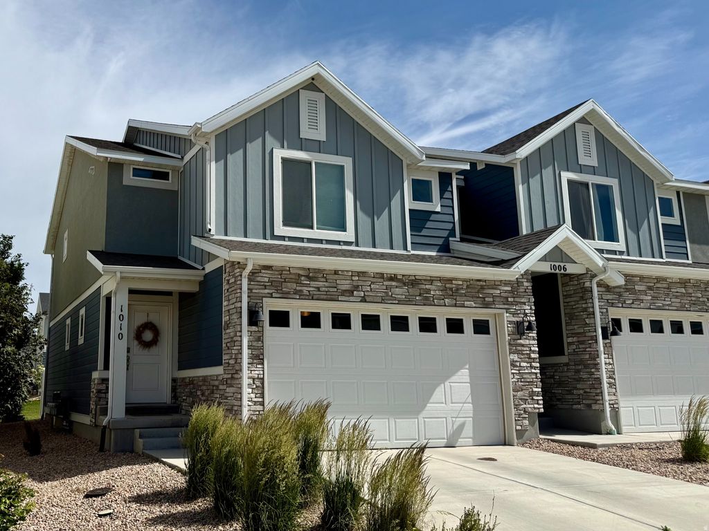 Photo of 1010 W FOX RUN AVE #83, Santaquin, UT 84655 (MLS # 2167255)