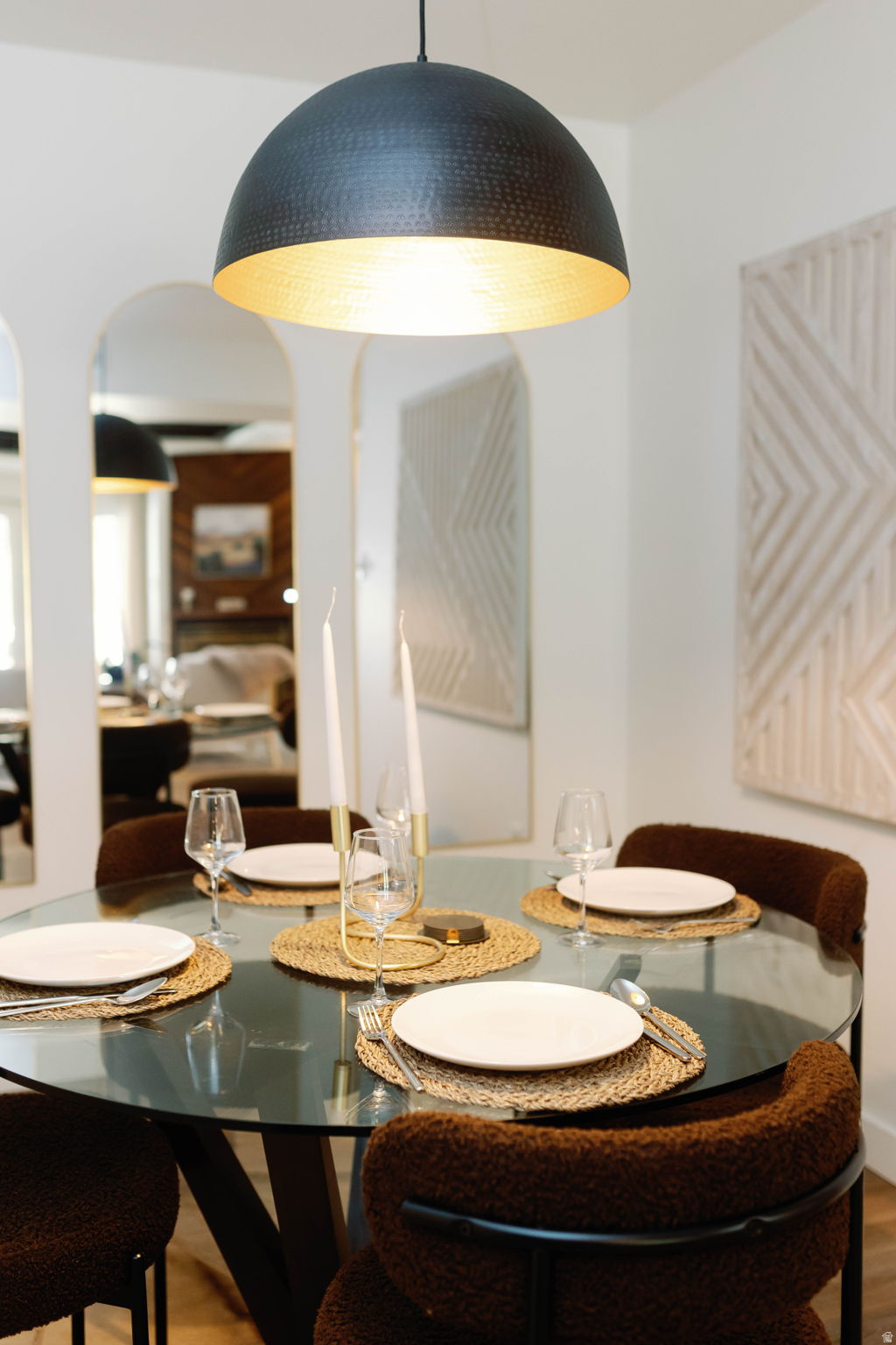 CLAIMJUMPER CONDOMIMIUM - Residential