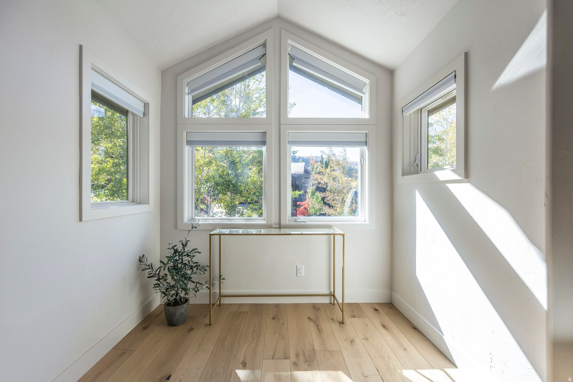 FOXGLOVE COTTAGES - Residential