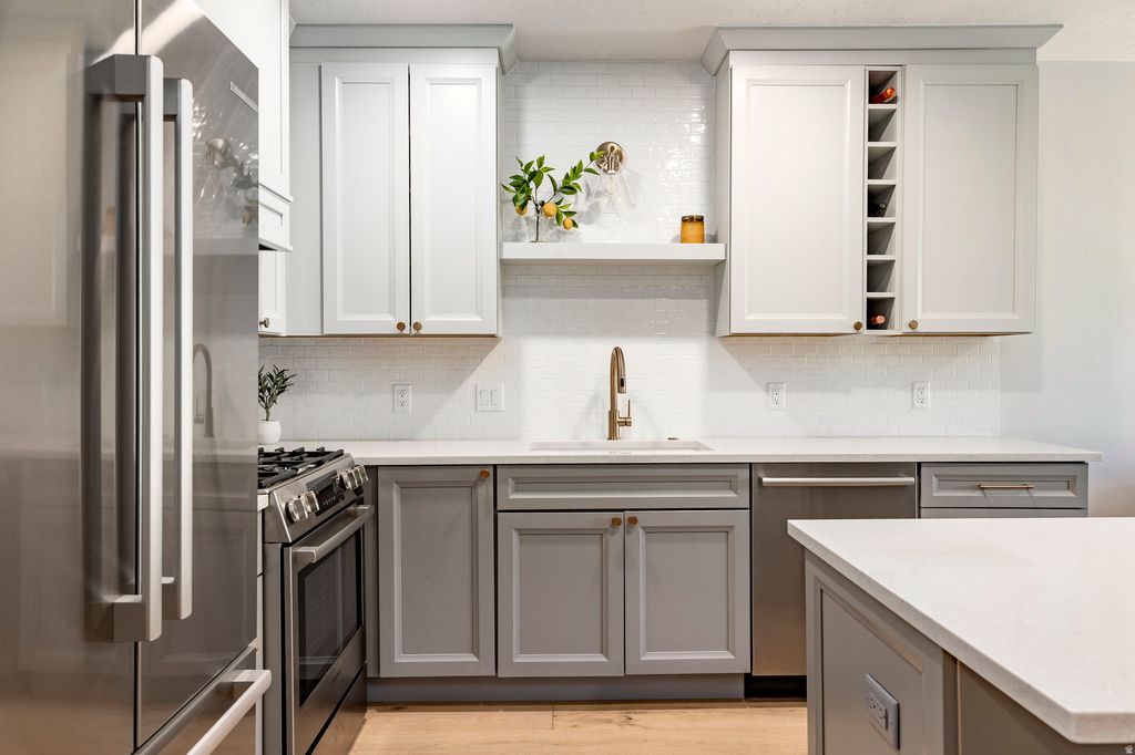 Photo of 690 DEER VALLEY DR #11, Park City, UT 84060 (MLS # 2122945)