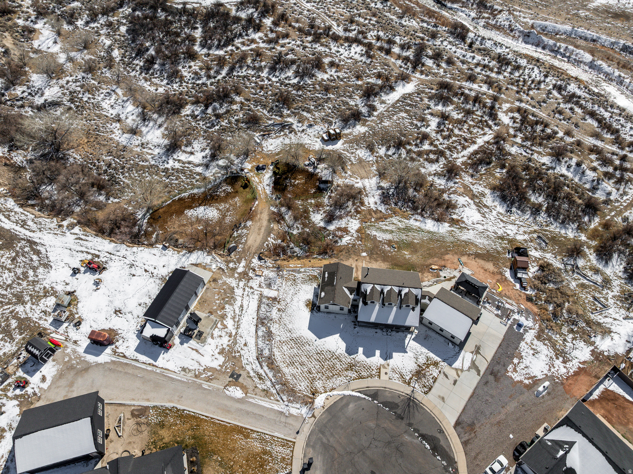 RIVER ROCK - Residential