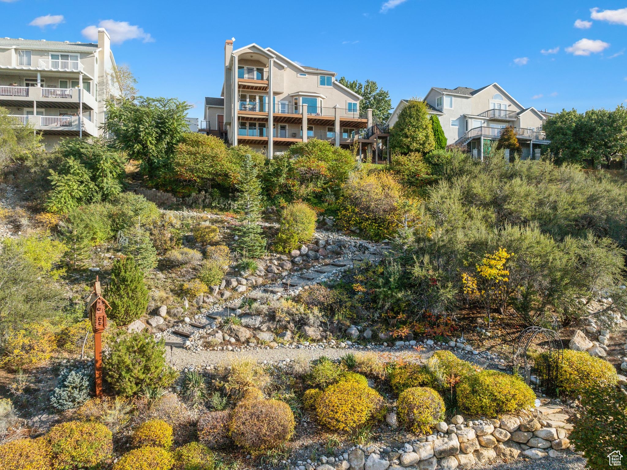 Salt Lake City, Utah 84121, United States, 6 Bedrooms Bedrooms, ,3 BathroomsBathrooms,Residential,Pending,38454