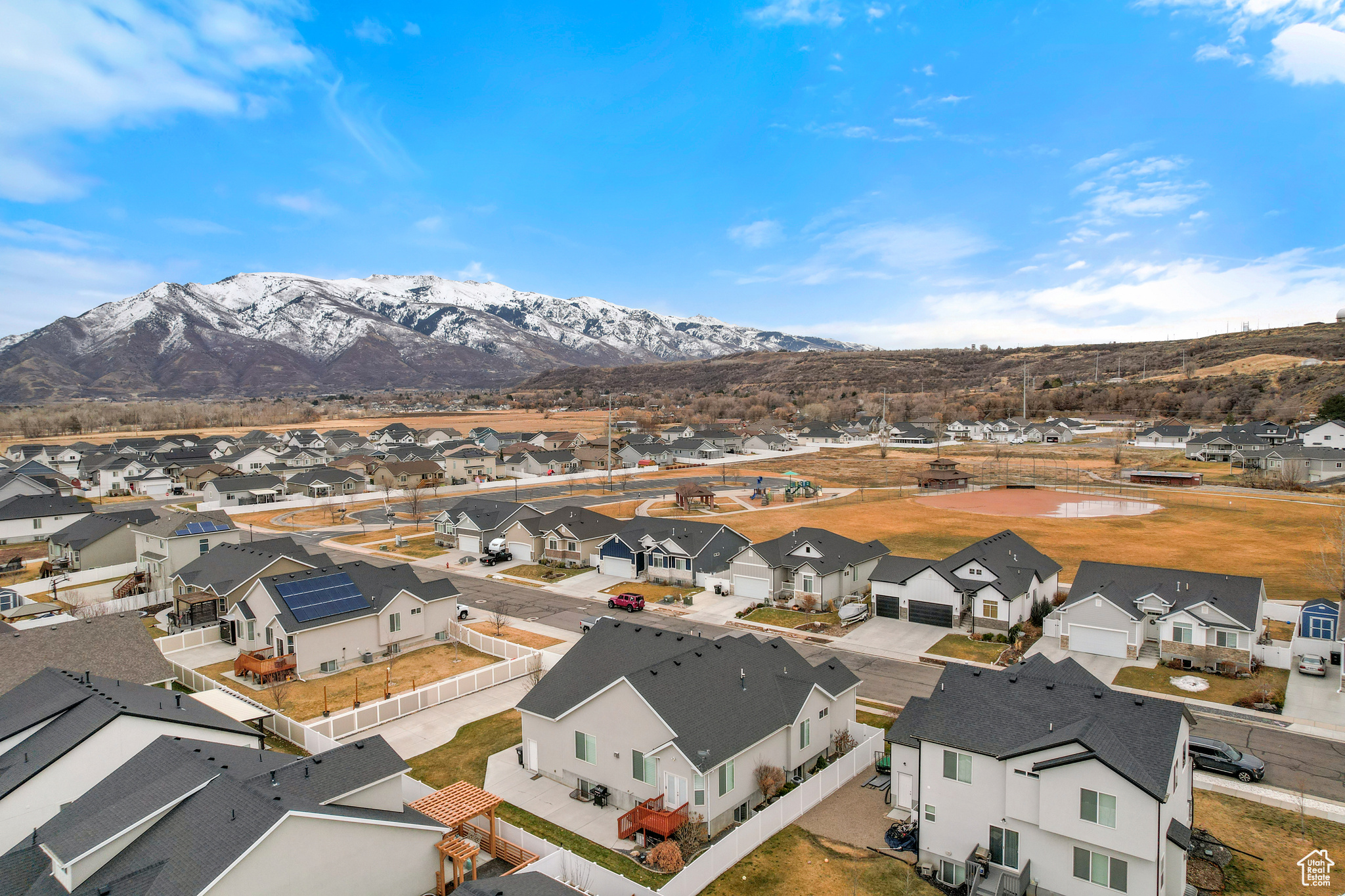 CANYON MEADOWS - Residential