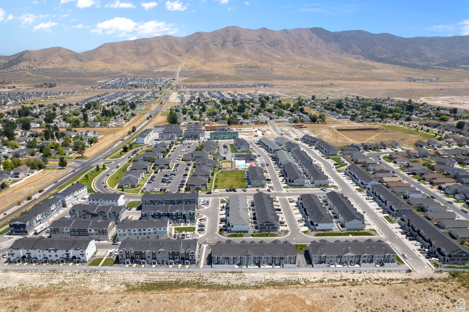 EAGLE POINT TOWNHOME - Residential