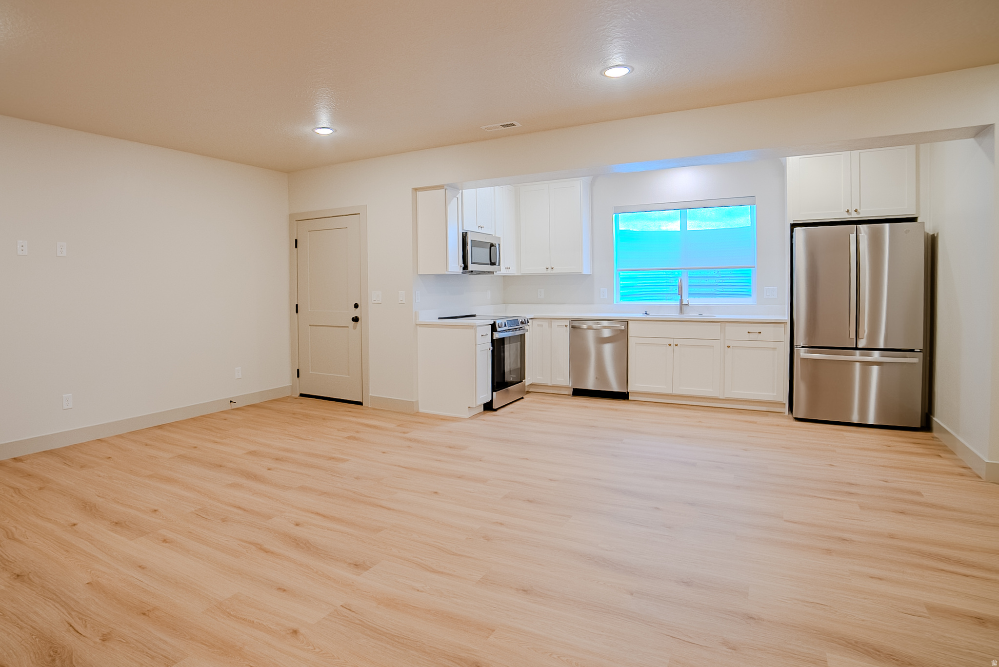 MADISON MEADOWS - Residential