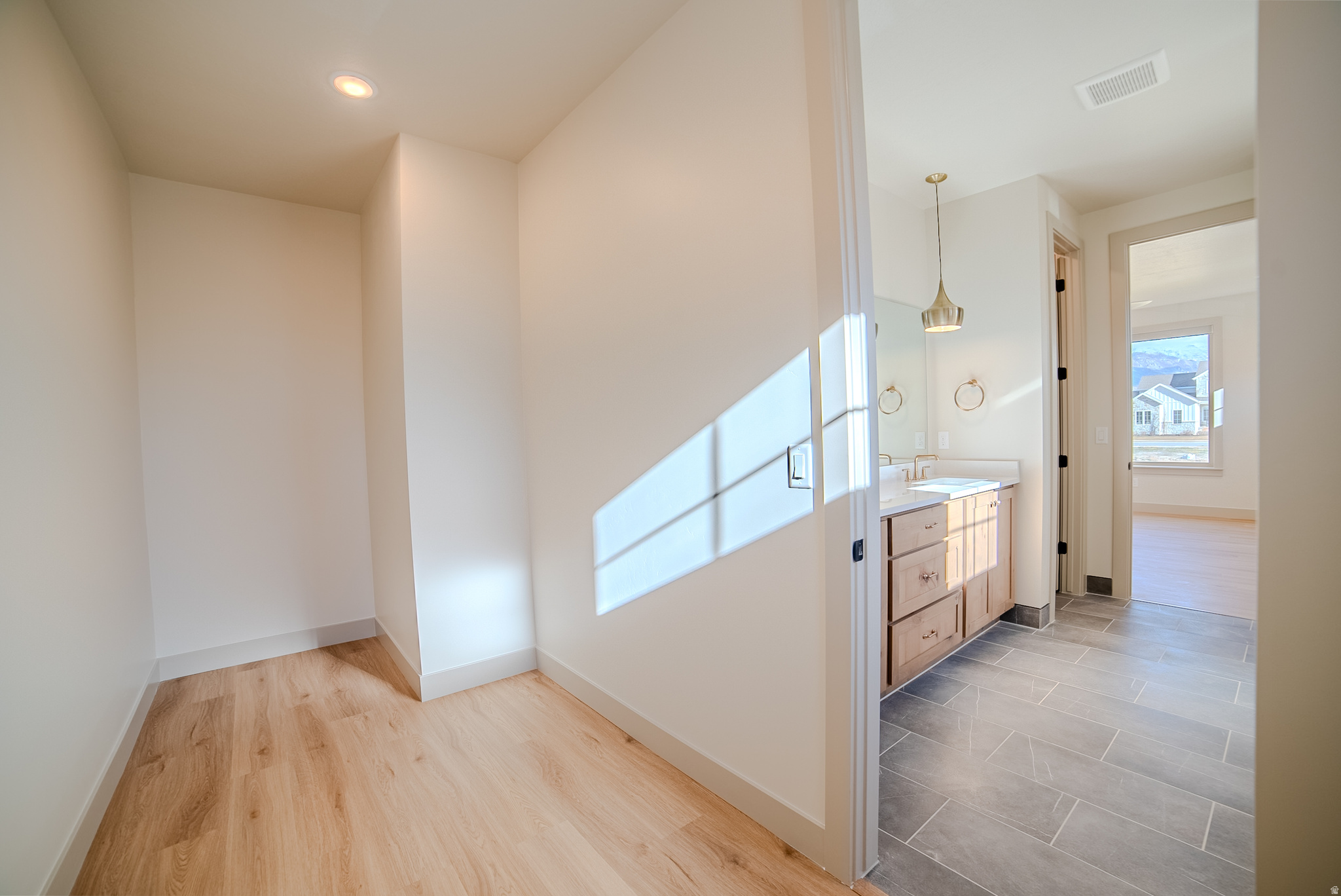 MADISON MEADOWS - Residential