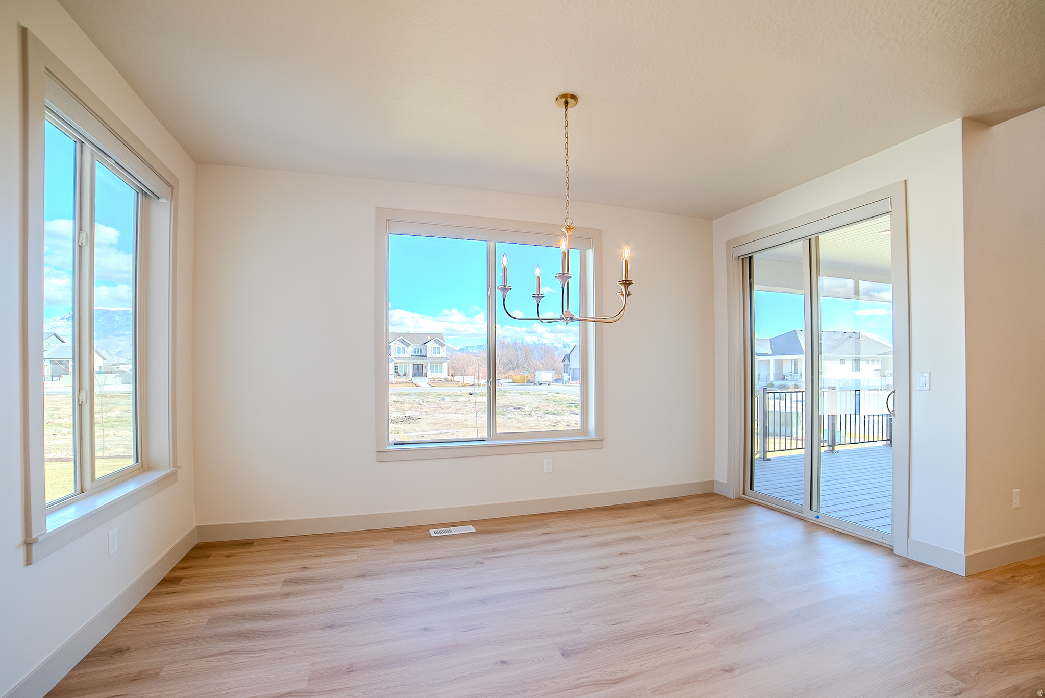 MADISON MEADOWS - Residential