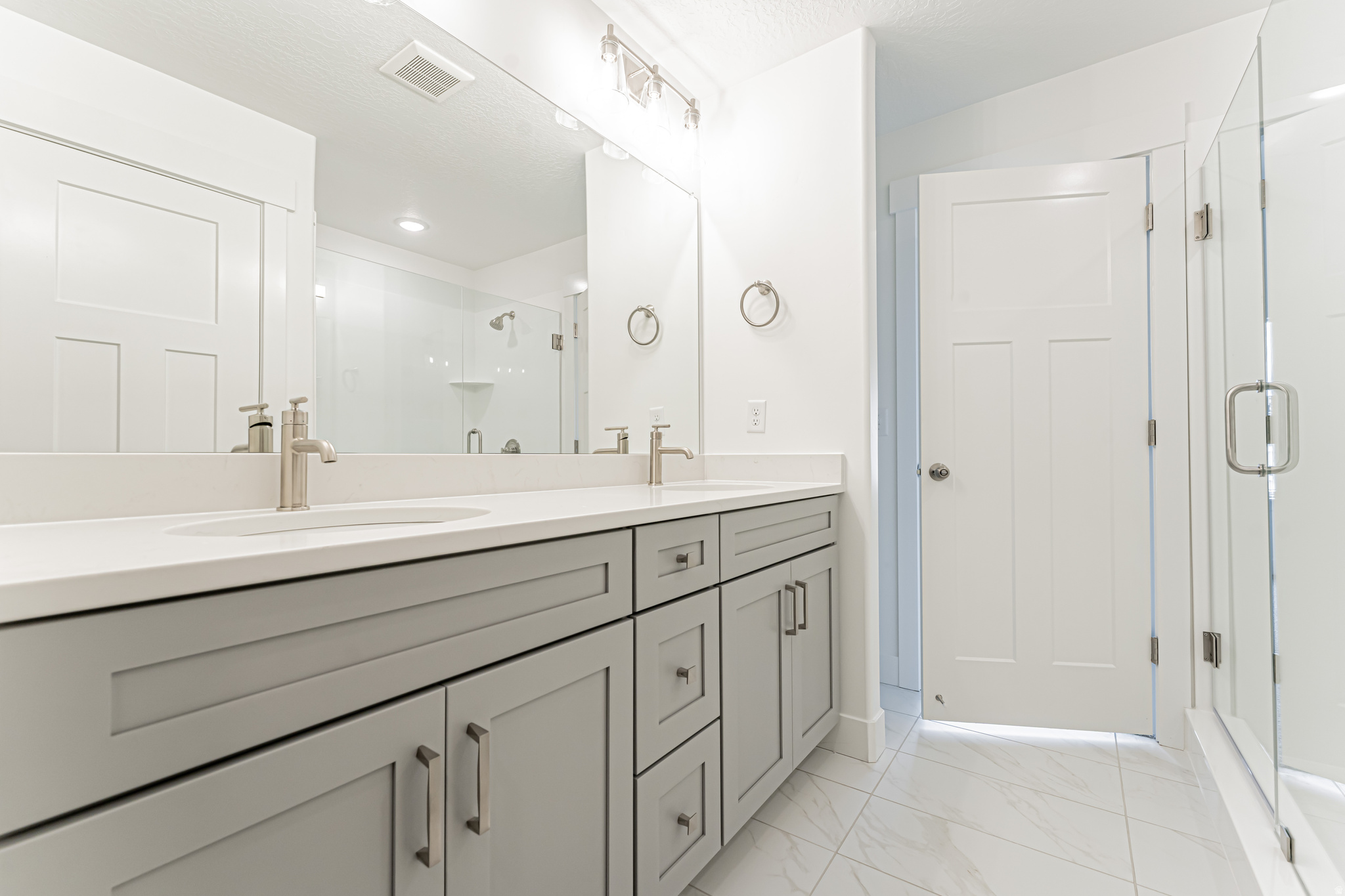 HIGHRIDGE - Residential