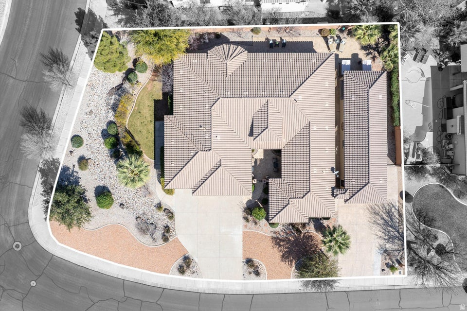 KNOLLS AT LITTLE VALLEY 3 - Residential