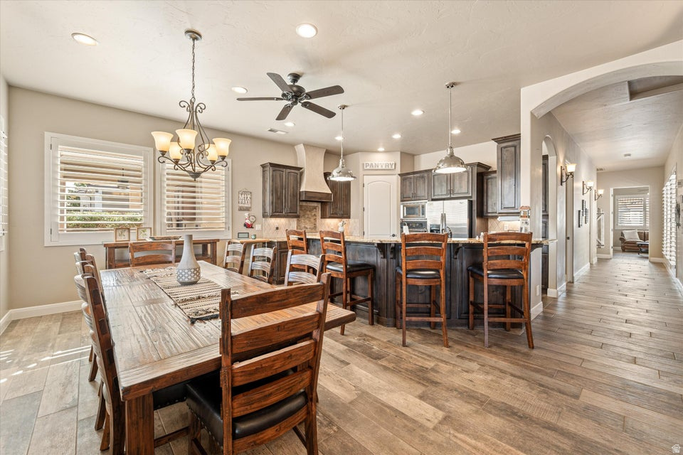 KNOLLS AT LITTLE VALLEY 3 - Residential