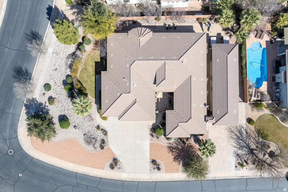 KNOLLS AT LITTLE VALLEY 3 - Residential